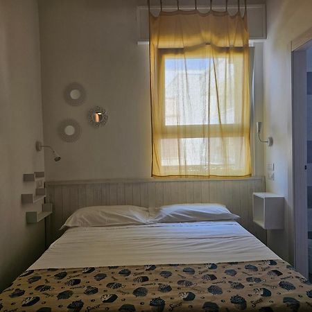 A Polignano Rooms โปลีญาโนอามาเร ภายนอก รูปภาพ