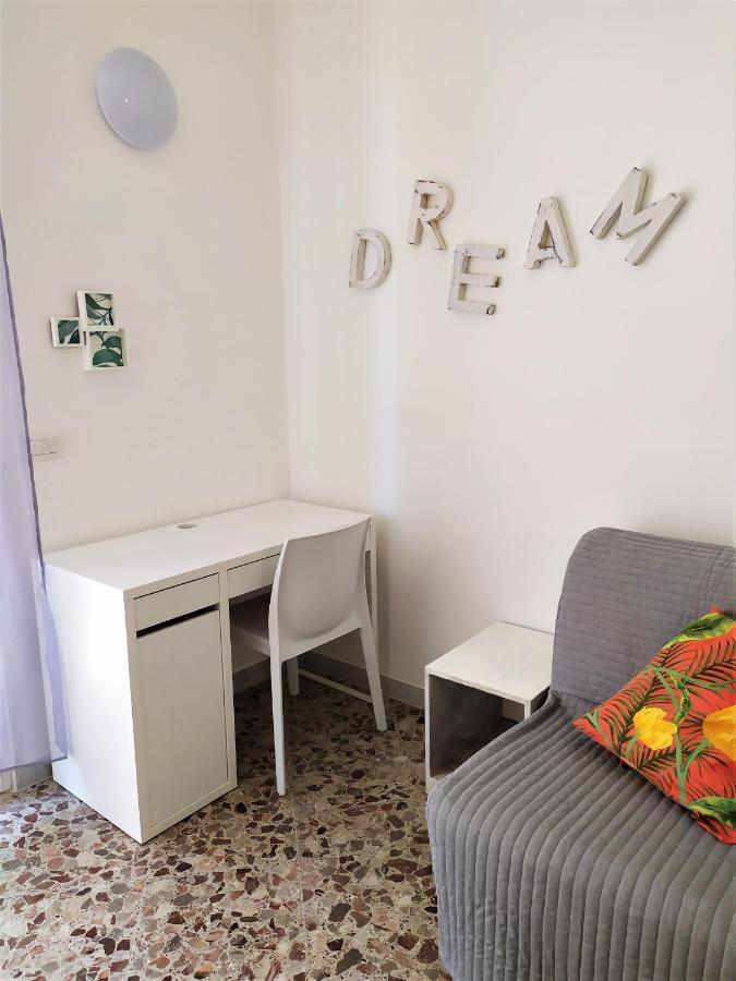 A Polignano Rooms โปลีญาโนอามาเร ภายนอก รูปภาพ
