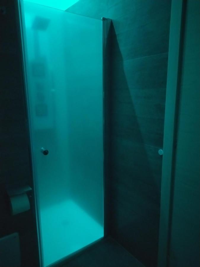 A Polignano Rooms โปลีญาโนอามาเร ภายนอก รูปภาพ