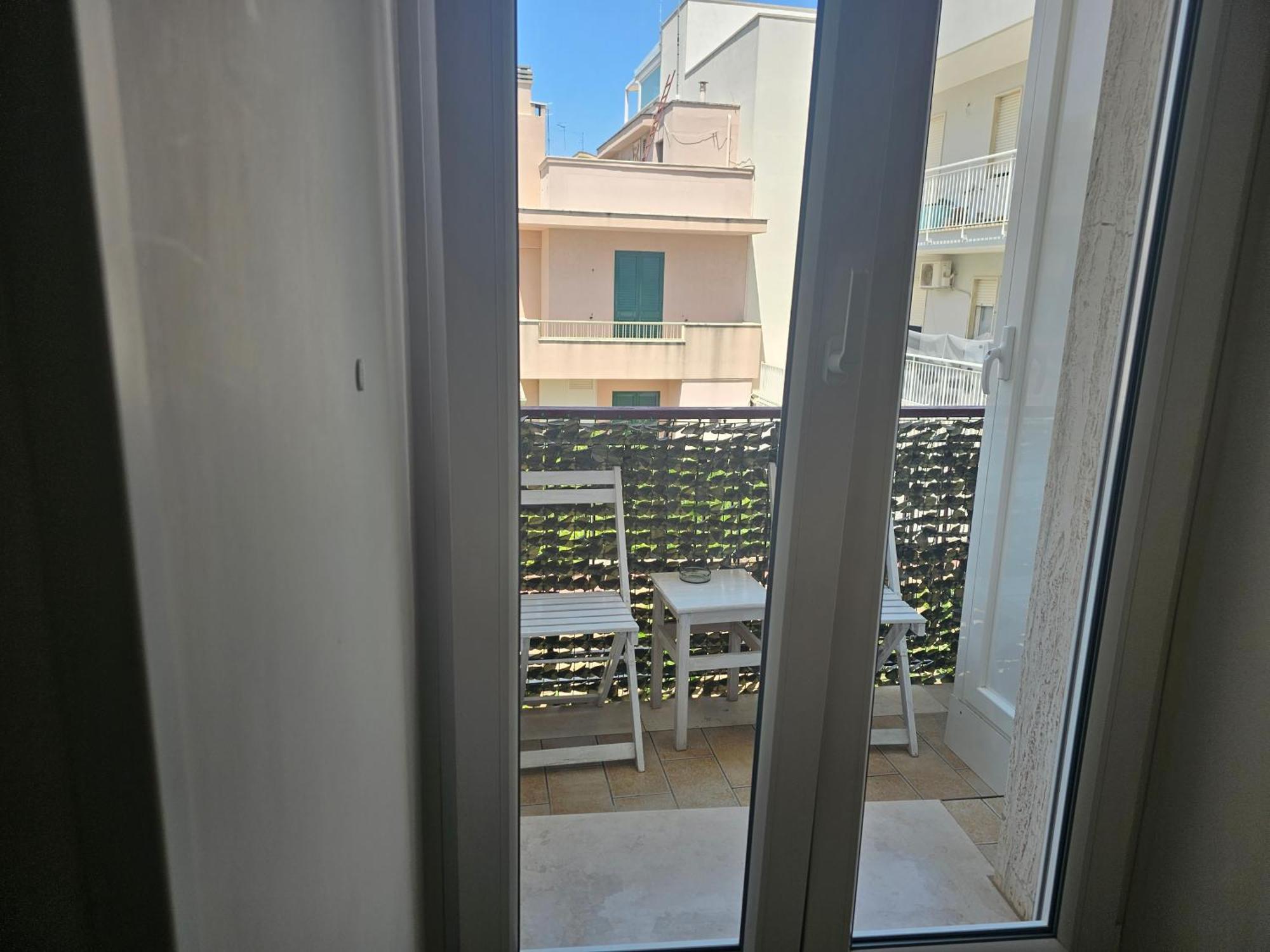 A Polignano Rooms โปลีญาโนอามาเร ภายนอก รูปภาพ