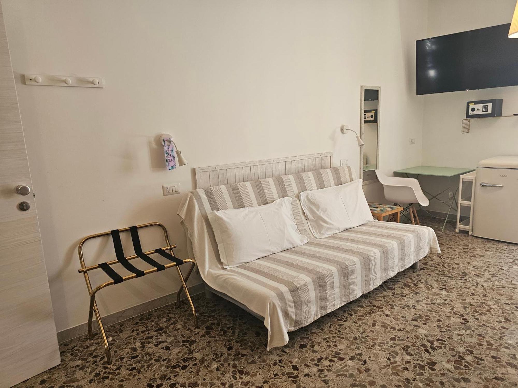 A Polignano Rooms โปลีญาโนอามาเร ภายนอก รูปภาพ