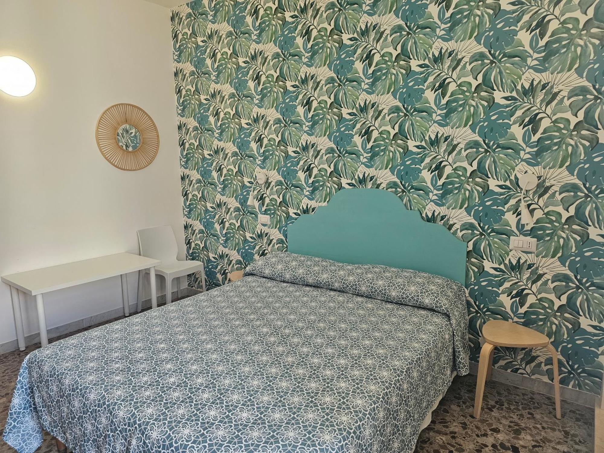 A Polignano Rooms โปลีญาโนอามาเร ภายนอก รูปภาพ